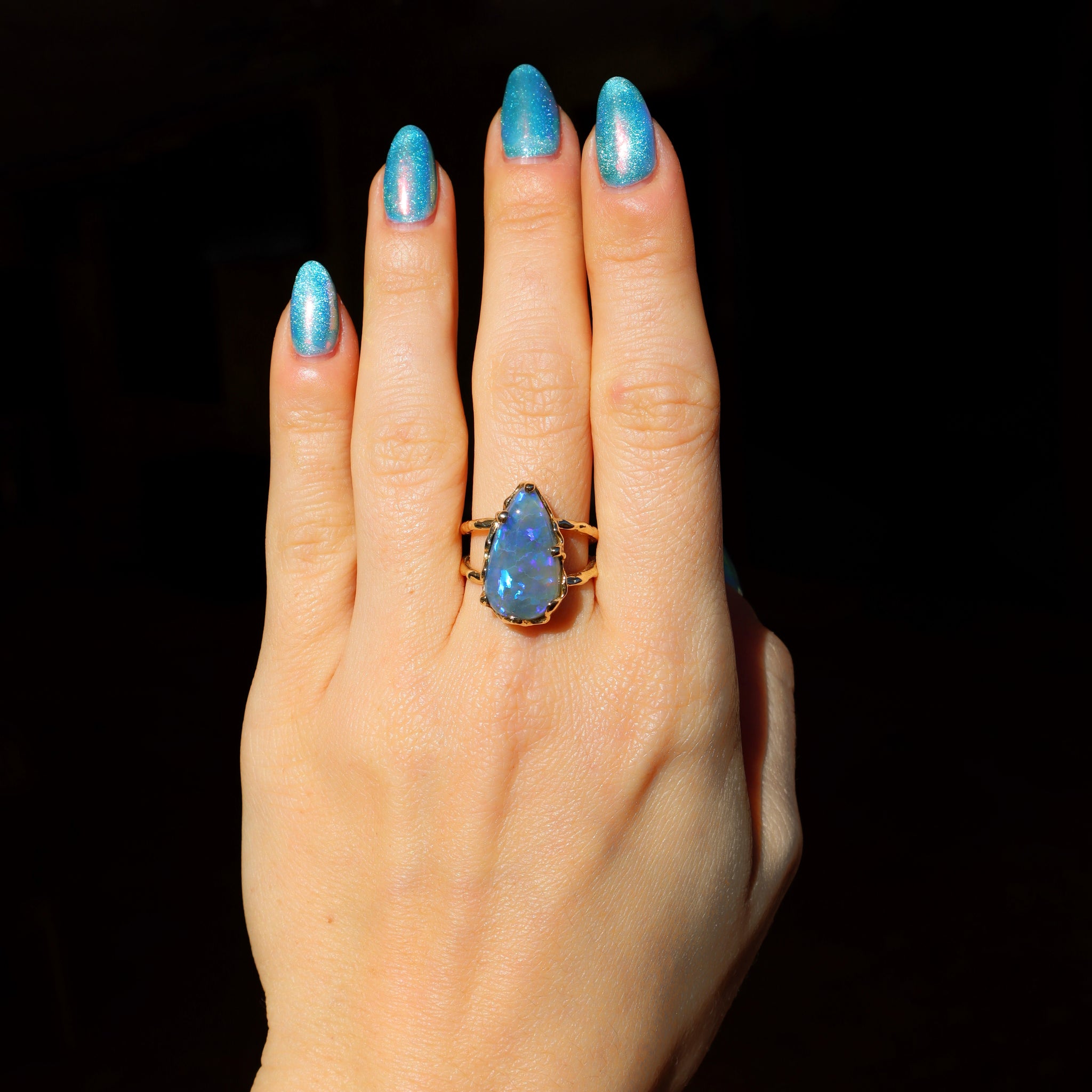 Purple Wavy Bezel Ring - Sam Tsia